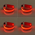 Pikkukuva 1 / 5: 4 kpl LED-valaistus Hevosen Jalkaturvavyö Hevosen Jalkaremmit Yöajon Varusteet Ulkoilun Urheiluvälineet Ratsastustarvikkeet Orange 4pcs CN