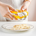 Miniatyrbillede 2 af 4: Bananslicer - ABS, Stålringe Saks Style Cutter, Frugter, Grøntsager, Pølse, Jordbær, Agurk, Peber, Gul