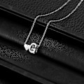 Miniatyrbillede 4 af 5: Par-Halskæde Bogstavsform Unisex Legering Rustfrit Mænd Vedhæng til Gave BoSaiD Silver J