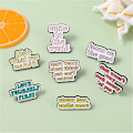 Miniatyrbillede 2 af 7: 6 stk. bogstav emalje pin positiv opmuntring sætning broche pin inspirerende bogstav revers pin badge positivt ordsprog pin sæt tøj taske fest dekoration