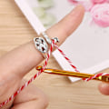 Miniatyrbilde 4 av 7: Heklefingerkrokholder med ringåpning