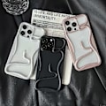 Pikkukuva 3 / 3: iPhone 16 Pro -puskurikotelo, 3D-käärmekuvioinen ontto TPU-puhelinkuori - Mattahopea Multicolor Matte Silver