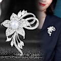 Miniatyrbilde 4 av 6: Kvinners Blomster Brosje Pin Kolleksjon - Elegante Brosjer for Kvinner Håndlaget med Kjærlighet og Stil Kvinners Brosjer & Pins Blomster Brosje Brosje silvery