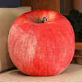 Pikkukuva 1 / 5: 35-55 cm Eläväiset Hedelmäpehmolelut Simuloitu Omena Vesimeloni Mlemon Lychee Ango Mansikka Ananas Durian Täytetty Tyyny Apple   B 35-55cm
