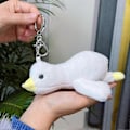 Pikkukuva 5 / 5: Joutsen Plushi Avaimenperä Söpö Makaa Joutsen Plushilelu Riippuva Koriste Piirretty Täytetty Eläin Nuken Pari Avaimenperä Charm Reppu Koriste Syntymäpäivälahja White