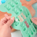 Pikkukuva 8 / 10: Gummy Bear -muotti muuttuu sokerinpunaseksi - saatavilla