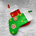 Miniatyrbild 1 av 5: 2 par julstrumpor, present till brasan, strumppåse, jul
