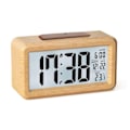 Miniatyrbild 1 av 7: Digital väckarklocka i trä med LCD-skärm, utrustad med smart ljussensor och snooze-funktion