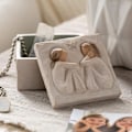 Miniatyrbilde 4 av 4: Willow Tree Vennskapsminneboks Square couple box