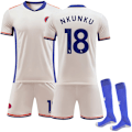 Pikkukuva 1 / 2: 2425 Chelsea Uusi Vieraspelipaita NKUNKU Paita Sukkien Kanssa XL(180-190cm)
