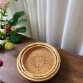 Miniatyrbilde 8 av 8: Rattan Fruktfat Håndvevd Elegant Tradisjonell Naturlig Rattan Serveringsbrett for Kjøkkenbenk Bord S