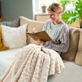 Miniatyrbild 3 av 5: 70*100cm Supermjuk Varm Enfärgad Micro Plysch Fleece Filt Pläd Matta Soffa Sängkläder Eleganta Stilar Heminredning Under 70 kr