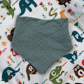 Miniatyrbild 3 av 4: Musslin Haklappar för Bebisar, Mjuka Triangulära Baby Bandana Dregelhaklappar för Pojkar och Flickor, Enfärgade Haklappar för Dreglande och Tandsprickning Style 4