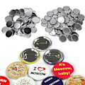 Miniatyrbild 7 av 8: Material för knapptillverkning, tomt knapptillverkningskit, gör-det-själv-märkeskomponenter, metallskal, knappdelar, klar film för kreativa presentprojekt