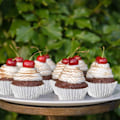 Miniatyrbild 4 av 5: 200 st Guld Folie Muffin Formar Standard Bakformar Muffin Pappersformar Silver