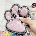 Miniatyrbilde 4 av 5: Håndlaget Taba Squishy Stor Katt, Kjempe Pote Squishy, Squishy Pote for Barn Voksne Strawberries