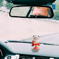 Pikkukuva 7 / 7: Miniatyyri piirrettyjä heiluttavia eläimiä, kevään veistoksia kojelaudalle, ei-deformoituva auton sisustus, pöytä-/sänkytarvikkeet Elektrisk panda