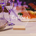 Miniatyrbild 2 av 10: Hexagon akryl bordsnummer skylt med hållare Kit Event Festskyltar Tillbehör för jul Baby Shower Party Dekoration null - A null - A