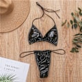 Pikkukuva 4 / 7: Över gränsen Uusi vaalea nahka kangas Yksivärinen kolmion muotoinen kuppi Seksikäs solmittava G-stringi Bikini Kuuma myyvä uimapuku musta L