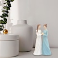 Miniatyrbillede 5 af 6: Hartsstaty | Angel Sisters staty | håndlavet boligindretning | håndmalet skulptur til stue, kontor eller bar display b