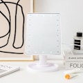 Miniatyrbillede 4 af 7: 1. LED skrivebords natlampe sminkspejl skrivebord 360 graders roterende opbevaring berøringsfølsom sminkspejl Sort 22 lys