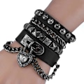Miniatyrbillede 2 af 3: Nittet Armbånd Multi-Layer Sort Læder Manschet Hjerteformet Vedhæng Armbånd Nittet Kæde Håndled Punk Sport Rock Armbånd Justerbar 17+cm