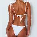 Miniatyrbilde 3 av 4: Bikinisett for kvinner med push-up-vattering, snørebånd og spenner Hvit White M