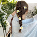Miniatyrbilde 2 av 4: 3 stk. Hawaii-inspirerte Plumeria-hårklipp for strandfest (Hvit) 1#P White