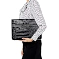 Miniatyrbillede 5 af 5: Krokodillemønstret Kunstlæder Flap Style Taske, 13 tommer Laptop Stand Sleeve Case, Laptop Beskyttelsesetui - Yvan sort black 13