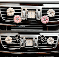 Miniatyrbild 4 av 5: 2-pack Daisy Flowers Biltillbehör Söta Bil Luftarom Bling Diamant Luftventilationsklämmor Bilinredning (rosa)