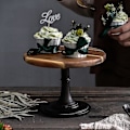 Miniatyrbillede 2 af 4: Kageopsats i træ med høj fod, dessertfad, bryllupsdekoration