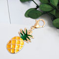 Miniatyrbild 4 av 5: Merryso Attraktiv Ananas Frukt Charms Hänge Nyckelring för Väska Bagage Nycklar Barn Julgåva  (YJD)