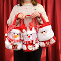 Miniatyrbilde 3 av 5: Sett med 3 julegaveposer med juletegneserie-design - Julenissen, snømann, reinsdyr - Julegodteri- og eplepose-sett med håndtak (YJD) 3 gift bags