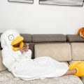 Miniatyrbild 4 av 5: Nattkläder Bärbar Filt Hoodie Anka Elizabeth Djur Onesie Pyjamas Flanell Cosplay För Män och Kvinnor Jul Djur Sovkläder Tecknad Festival /