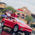 Pikkukuva 1 / 5: 1:24 Tesla Model X Metalliseosautomalli Painevalettu Metallinen Leluajoneuvo Red