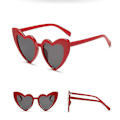 Pikkukuva 2 / 4: Sydämenmuotoiset aurinkolasit naisille - Vintage kissamalliset retro-lasit Red frame black grey lens