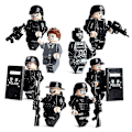 Miniatyrbild 2 av 2: Panther Commando With Weapons Assembling Blocks 8pcs