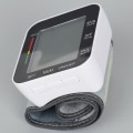 Miniatyrbillede 3 af 4: Automatisk Digitalt Håndledsblodtryksmåler Bp Manchet Maskine Udstyr