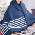 Miniatyrbillede 4 af 4: Bærbar Plaid Fleece Tæppe Dobbeltlags Tæpper Med Knap Tyk Multifunktionelt Varmt Vinterkastetæppe Til Sofa Seng E