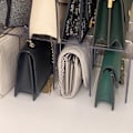 Miniatyrbillede 5 af 5: Transparent Håndtaske Organizer - 4-Seksjons Mini Pung Opbevaringsstativ til Husholdningsbrug i Soveværelset White