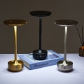 Miniatyrbilde 6 av 8: Ladeskjor LED Bordlampe - 16 Farger Bærbar Moderne Metall RGB Skrivebordslampe med Fjernkontroll for Stue og Kontor - Gullfinish