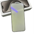 Miniatyrbillede 1 af 3: iPhone 16 skærmbeskytter i hærdet glas med anti-blåt lys iPhone 16