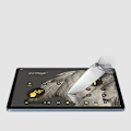 Miniatyrbild 4 av 4: Skärmskydd i härdat glas för Pixel Tablet - Böjd kant