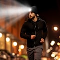 Pikkukuva 8 / 10: LED-pipo Bluetooth-kuulokkeilla - Yksi valo Musta
