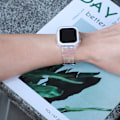Pikkukuva 8 / 8: 10. sukupolven Ice Tough TPU -integroitu ranneke Apple Watchille - Läpinäkyvä valkoisella kehyksellä, 42mm Valkoinen