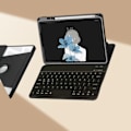 Pikkukuva 2 / 5: Yhteensopiva iPad 10th 10.9'' 2022 360° Kääntyvä Bluetooth-näppäimistö + Kotelo