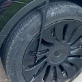 Pikkukuva 3 / 4: Raptor F150 & Dodge RAM -lumisuoja - 9 magneettia ja tuulenpitävä Musta