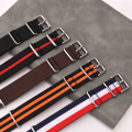 Pikkukuva 2 / 3: Vaihde Nylon Rannekello - 22 mm Harmaa