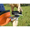 Pikkukuva 2 / 3: Ruohotrimmerin pää terillä Stihl FS -sarjalle