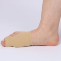 Miniatyrbillede 5 af 5: Tåskiller til hallux valgus 1 par Beige